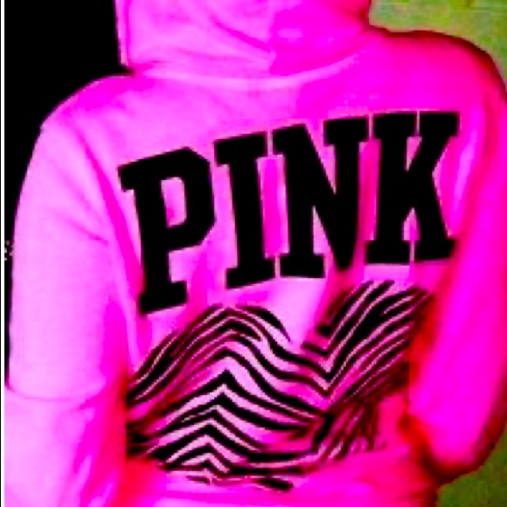 ISOO THIS HOODIE